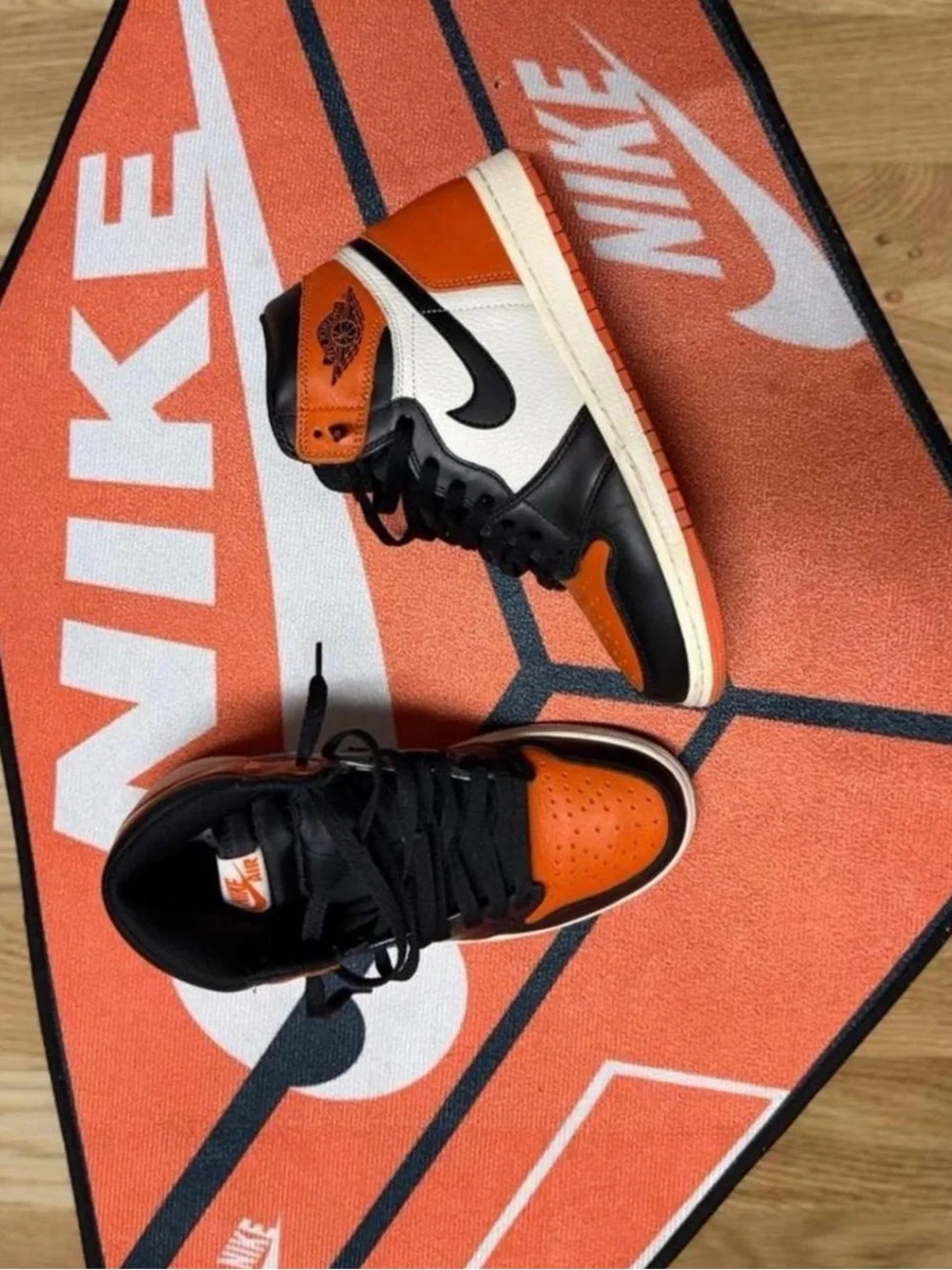 Nike Men’s High-Top Sneakers - Nike Air Jordan 1 Shattered Backboard - Mens 8